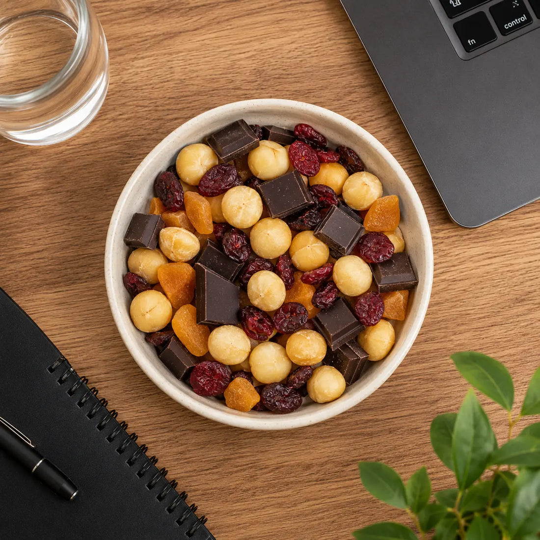 5 Easy Snack-Swaps for a Busy Metro Week