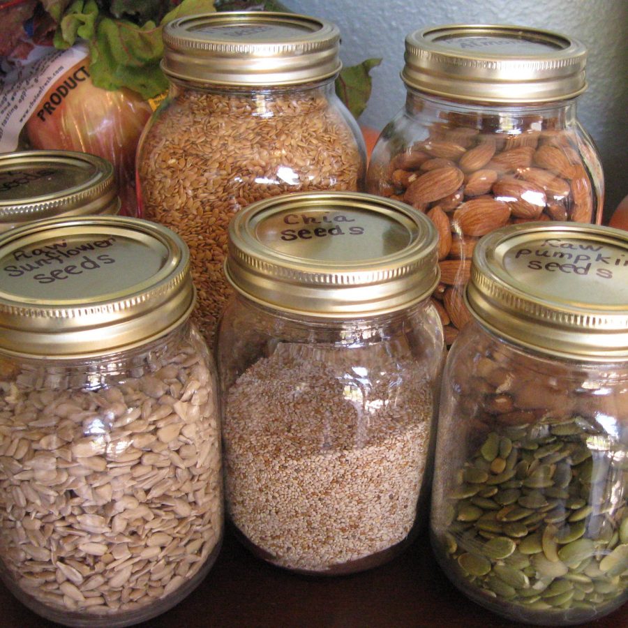 How to store nuts